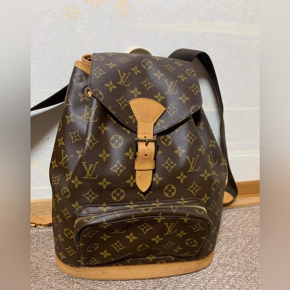 Louis Vuitton Handbags - Louis Vuitton Montsouris Backpack GM